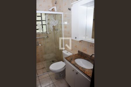 Detalhe - Banheiro Social de casa à venda com 3 quartos, 201m² em Parque Maria Domitila, São Paulo