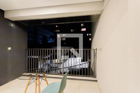 Varanda de kitnet/studio para alugar com 1 quarto, 27m² em Sumarezinho, São Paulo