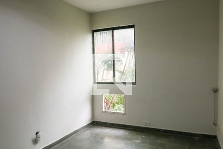 Quarto 1 2ª Pavimento de apartamento para alugar com 2 quartos, 61m² em Inhaúma, Rio de Janeiro