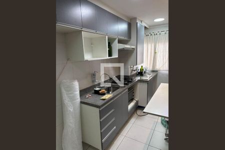 Apartamento à venda com 2 quartos, 51m² em Jardim Roberto, Osasco