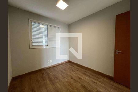 Apartamento à venda com 3 quartos, 90m² em Liberdade, Belo Horizonte