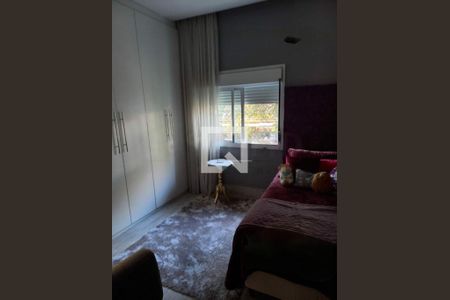 Casa à venda com 3 quartos, 255m² em Vila Cordeiro, São Paulo