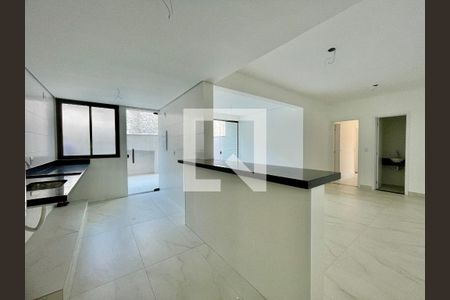 Apartamento à venda com 3 quartos, 130m² em Sagrada Família, Belo Horizonte
