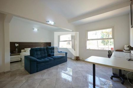 Casa à venda com 4 quartos, 345m² em Jardim Marajoara, São Paulo