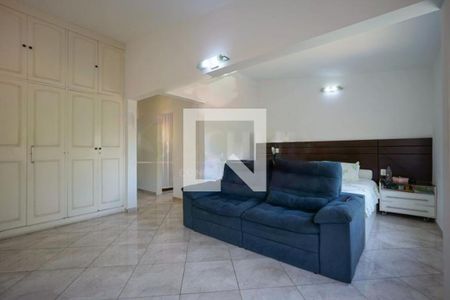 Casa à venda com 4 quartos, 345m² em Jardim Marajoara, São Paulo
