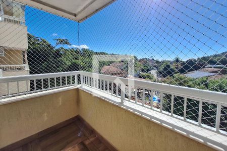 Sala de apartamento à venda com 2 quartos, 58m² em Itaipu, Niterói