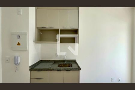 Cozinha de kitnet/studio para alugar com 1 quarto, 25m² em Pinheiros, São Paulo