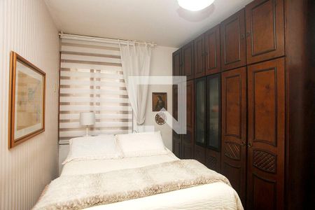 Quarto de apartamento para alugar com 1 quarto, 90m² em Menino Deus, Porto Alegre