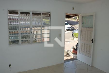 Casa de Condomínio para alugar com 2 quartos, 70m² em Vila Clara, Cotia