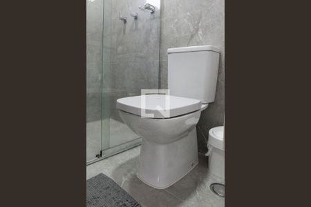 Banheiro da Suíte de apartamento à venda com 3 quartos, 66m² em Parque Novo Mundo, São Paulo