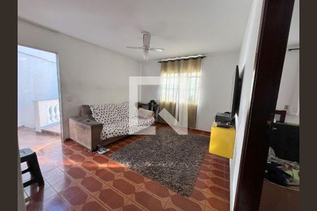 Casa à venda com 2 quartos, 105m² em Jardim Maracana, São Paulo