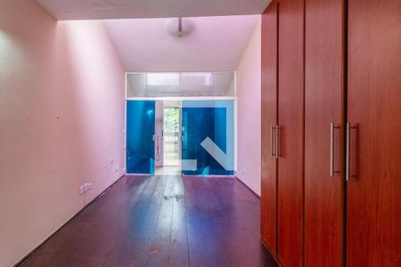 Casa à venda com 4 quartos, 1110m² em Santo Amaro, São Paulo