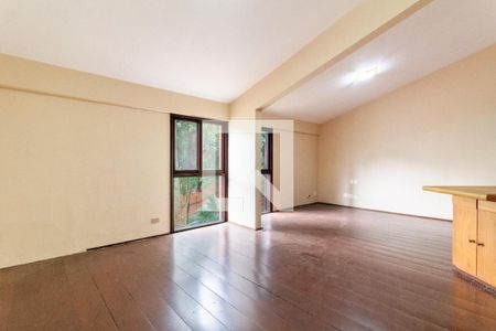 Casa à venda com 4 quartos, 1110m² em Santo Amaro, São Paulo