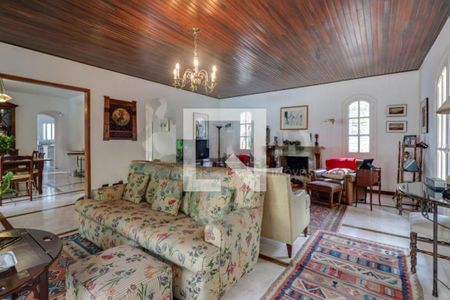 Casa à venda com 4 quartos, 297m² em Fazenda Morumbi, São Paulo