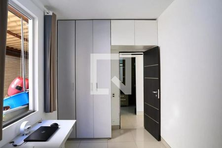 Foto 10 de casa à venda com 3 quartos, 217m² em Santa Efigênia, Belo Horizonte
