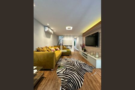Casa à venda com 3 quartos, 200m² em Itaim Bibi, São Paulo