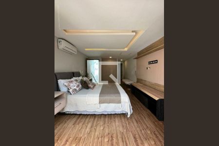 Casa à venda com 3 quartos, 200m² em Itaim Bibi, São Paulo
