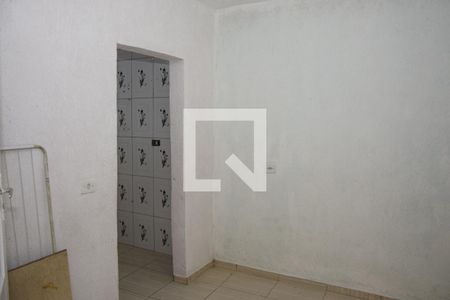 Sala de casa para alugar com 1 quarto, 60m² em Jardim Guaruja, Embu das Artes