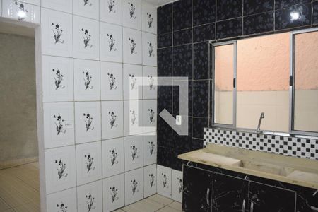 Cozinha de casa para alugar com 1 quarto, 60m² em Jardim Guaruja, Embu das Artes