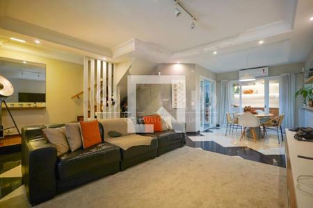 Casa à venda com 2 quartos, 137m² em Chácara Santo Antônio (Zona Sul), São Paulo