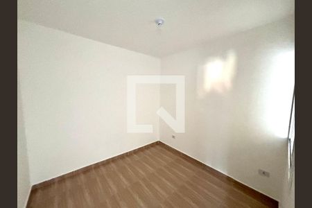 Quarto 1 de apartamento para alugar com 2 quartos, 38m² em Vila Santa Teresa, São Paulo