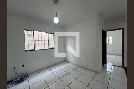 Sala de casa para alugar com 3 quartos, 70m² em São Tomaz, Belo Horizonte