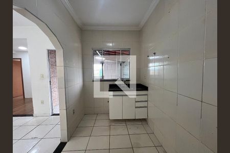 Cozinha de casa para alugar com 3 quartos, 70m² em São Tomaz, Belo Horizonte