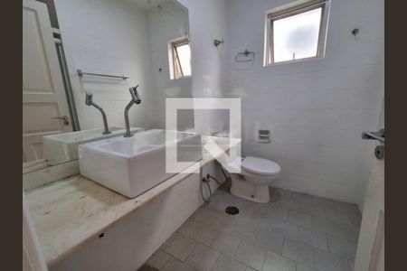 Casa à venda com 2 quartos, 100m² em Vila Elvira, São Paulo