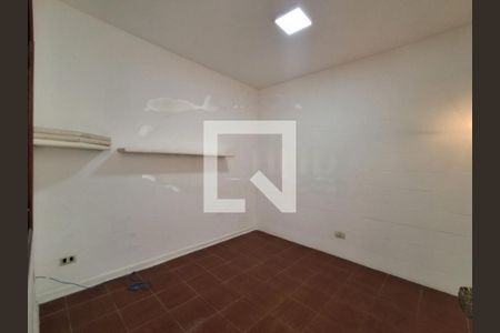 Casa à venda com 2 quartos, 100m² em Vila Elvira, São Paulo