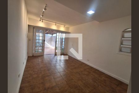 Casa à venda com 2 quartos, 100m² em Vila Elvira, São Paulo