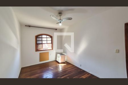 Quarto 1 de casa para alugar com 2 quartos, 95m² em Olaria, Rio de Janeiro