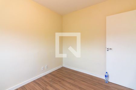 Quarto 1 de apartamento para alugar com 2 quartos, 55m² em Jardim das Flores, Osasco