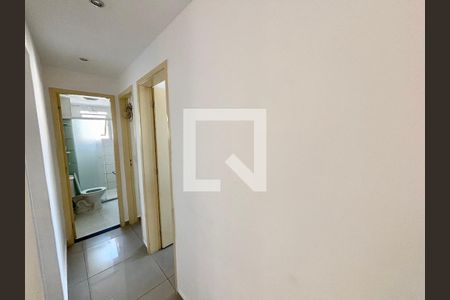 Corredor de apartamento para alugar com 2 quartos, 48m² em Jardim Sao Miguel, Ferraz de Vasconcelos