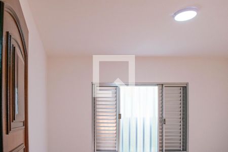 Quarto 1 de casa para alugar com 2 quartos, 52m² em Penha de França, São Paulo