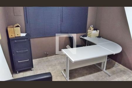 Casa à venda com 3 quartos, 172m² em Vila Barreto, São Paulo