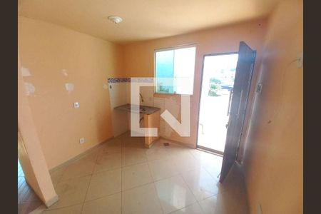 Casa à venda com 4 quartos, 220m² em Jardim Monte Alegre, São Paulo