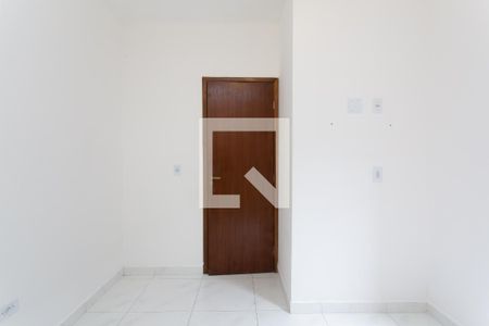 Quarto 1 de apartamento para alugar com 2 quartos, 37m² em Jardim Helena, São Paulo