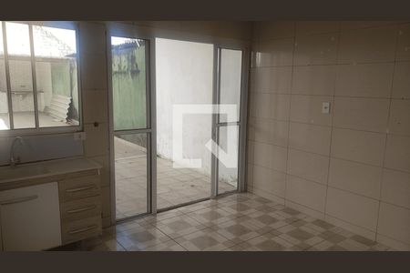 Casa para alugar com 2 quartos, 150m² em Caxangá, Suzano