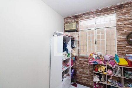 Quarto 2 de casa para alugar com 4 quartos, 250m² em Santa Cruz, Rio de Janeiro