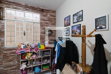Quarto 2 de casa para alugar com 4 quartos, 250m² em Santa Cruz, Rio de Janeiro