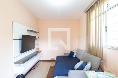 Sala de casa para alugar com 4 quartos, 250m² em Santa Cruz, Rio de Janeiro