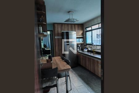 Casa à venda com 2 quartos, 90m² em Parque Pan Americano, São Paulo