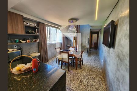 Apartamento à venda com 3 quartos, 156m² em Carmo, Belo Horizonte