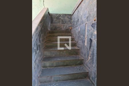 Casa à venda com 5 quartos, 179m² em Braúnas, Belo Horizonte
