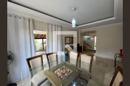 Casa à venda com 5 quartos, 318m² em Ouro Preto, Belo Horizonte