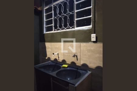 Casa à venda com 7 quartos, 360m² em Nacional, Contagem