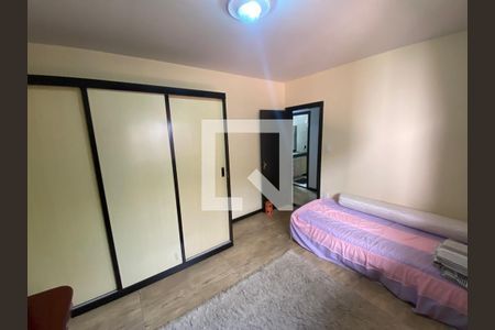 Casa à venda com 3 quartos, 220m² em Parque Xangri-Lá, Contagem