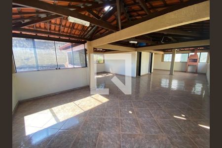 Casa à venda com 3 quartos, 220m² em Parque Xangri-Lá, Contagem
