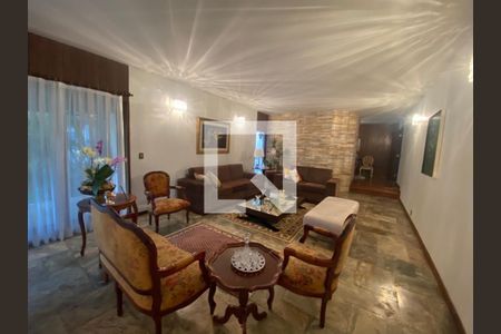 Casa à venda com 4 quartos, 370m² em Bandeirantes (Pampulha), Belo Horizonte