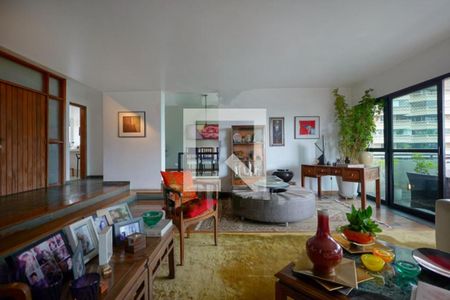 Apartamento à venda com 3 quartos, 236m² em Real Parque, São Paulo